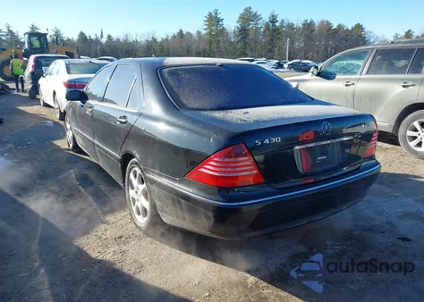 2006 Mercedes-Benz S 430 4Matic z USA, uszkodzony, nr VIN WDBNG83J06A482426